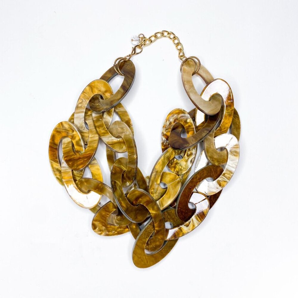 Yellow statement chain necklace